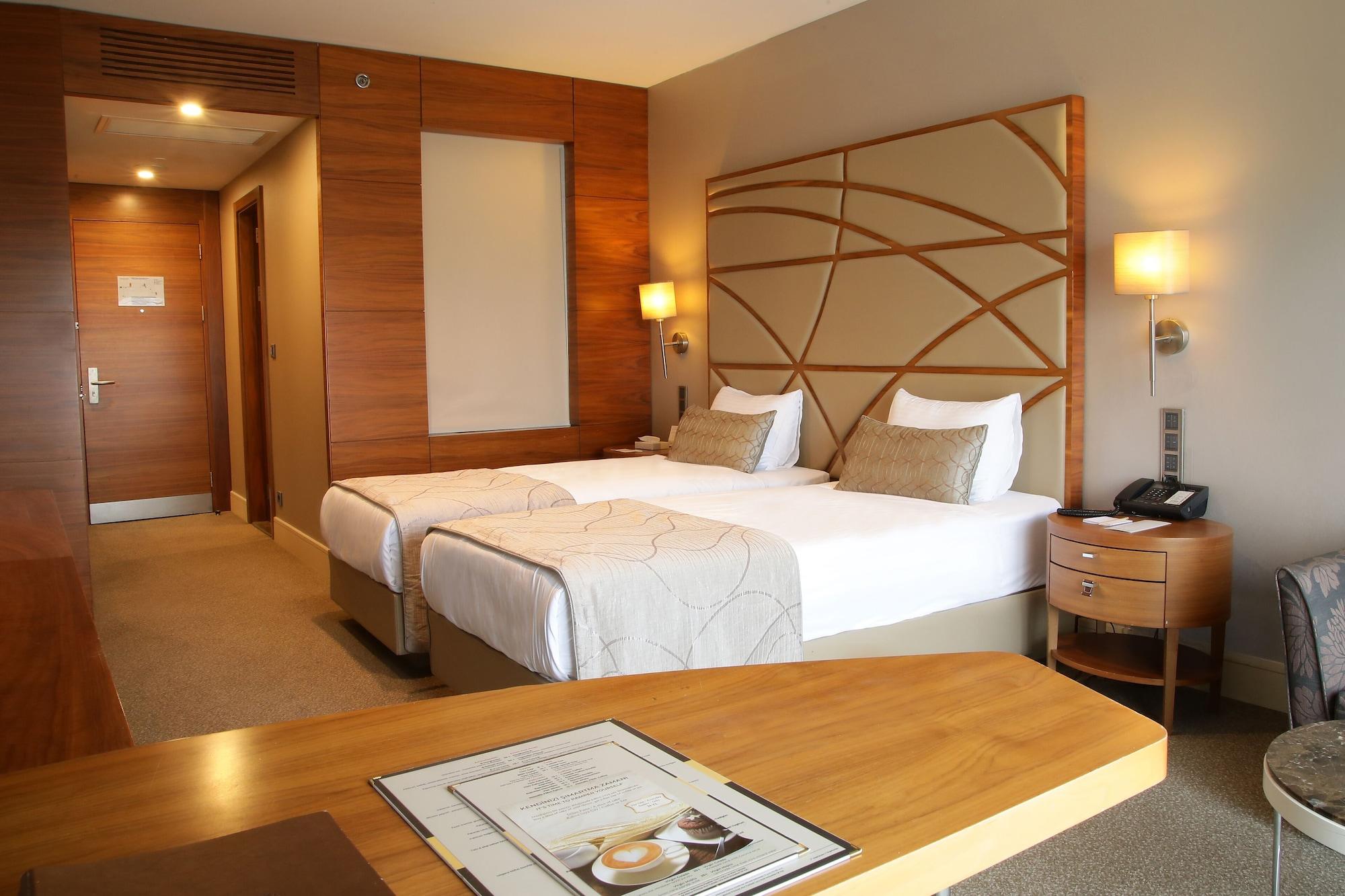 Cevahir Hotel Istanbul Asia Ngoại thất bức ảnh A room at the hotel