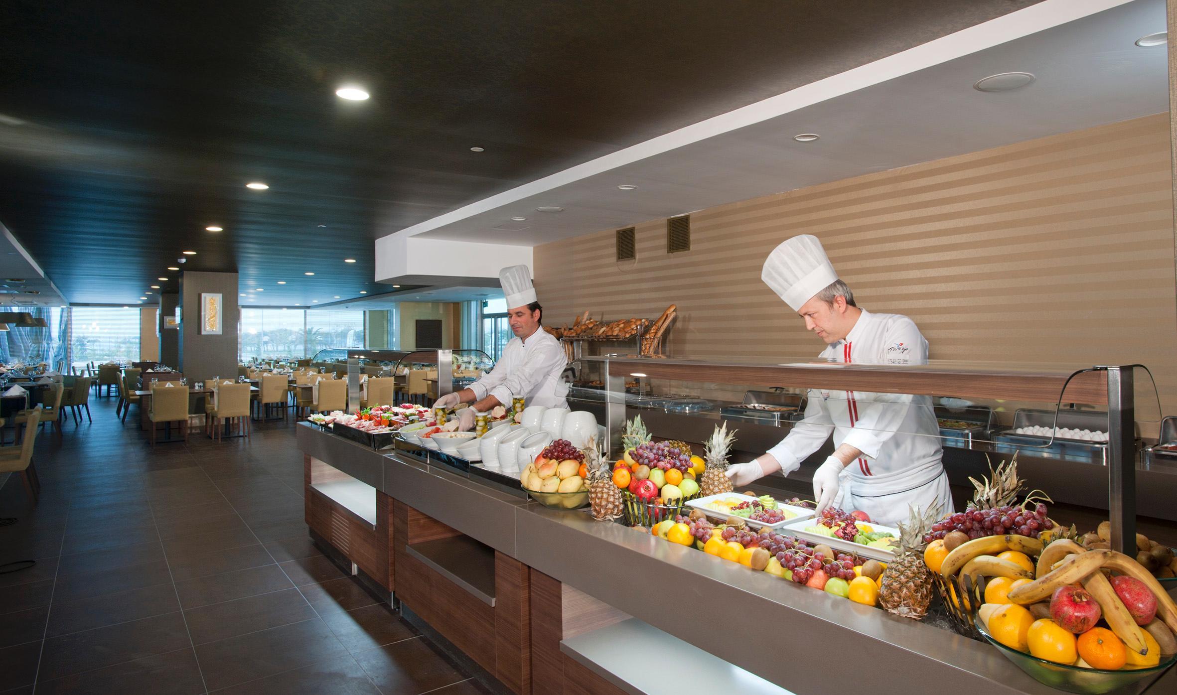 Cevahir Hotel Istanbul Asia Ngoại thất bức ảnh Buffet at a hotel