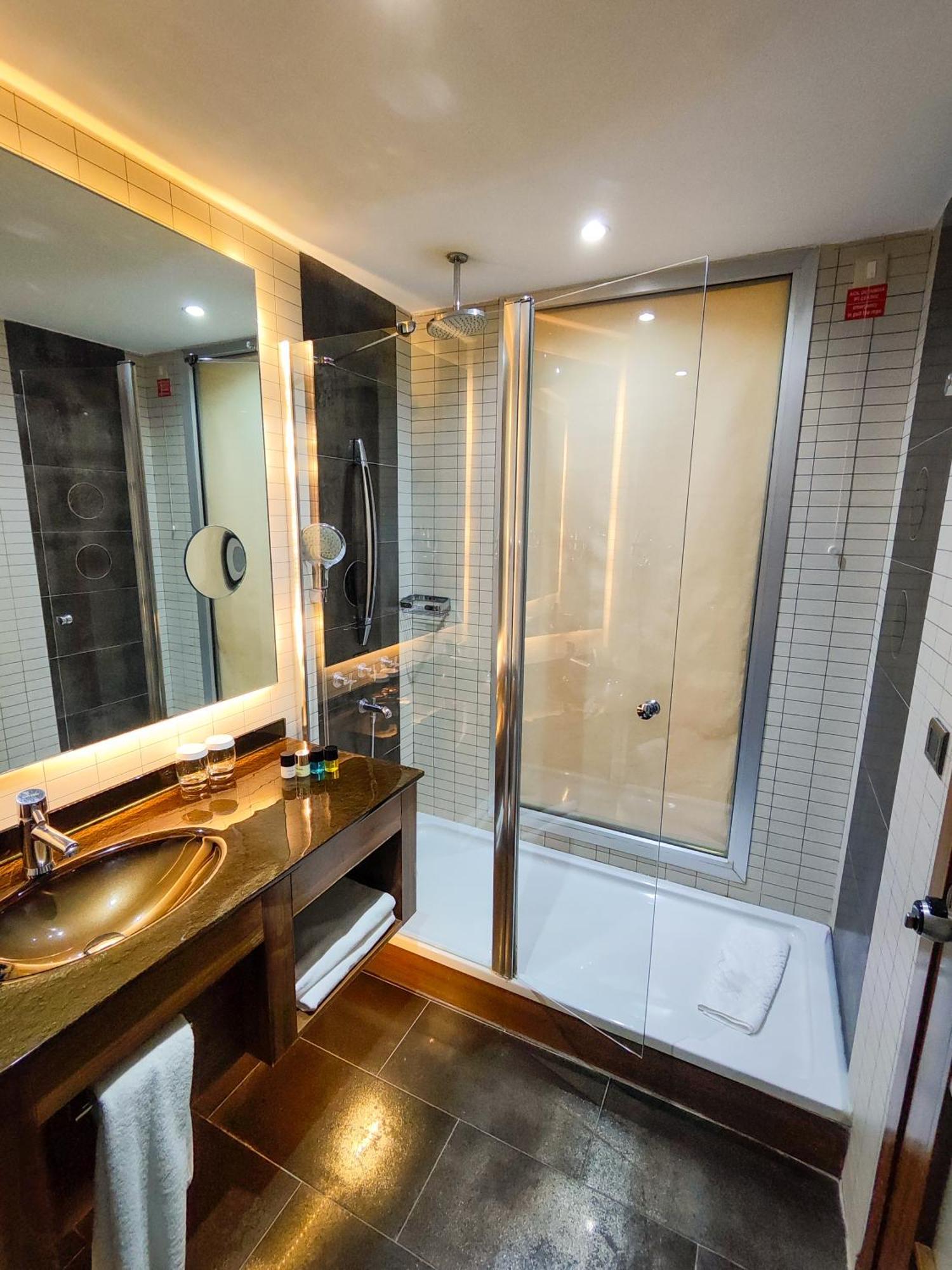 Cevahir Hotel Istanbul Asia Ngoại thất bức ảnh