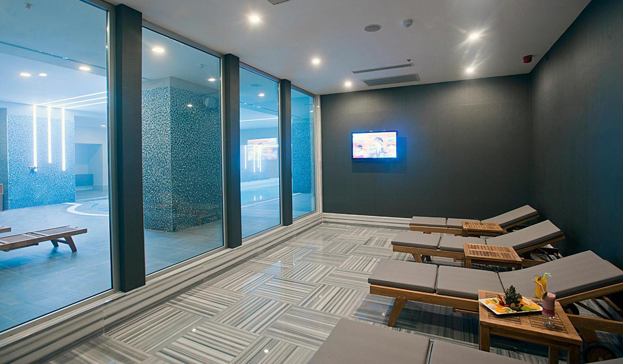 Cevahir Hotel Istanbul Asia Ngoại thất bức ảnh The spa at The Dorchester